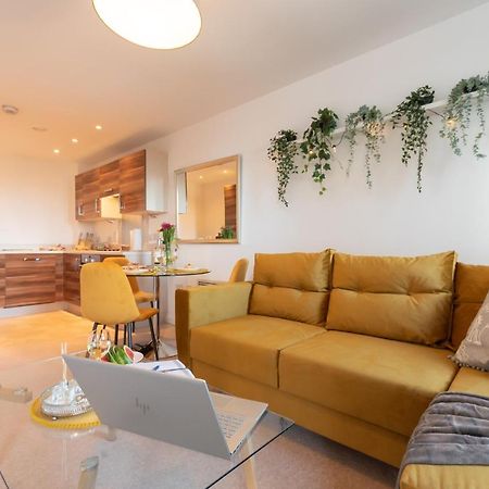 Amber Apartment Oasis - Your Gateway To Southampton'S Vibrant Heart, Port, Shopping Εξωτερικό φωτογραφία