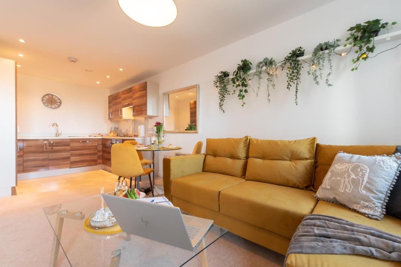Amber Apartment Oasis - Your Gateway To Southampton'S Vibrant Heart, Port, Shopping Εξωτερικό φωτογραφία