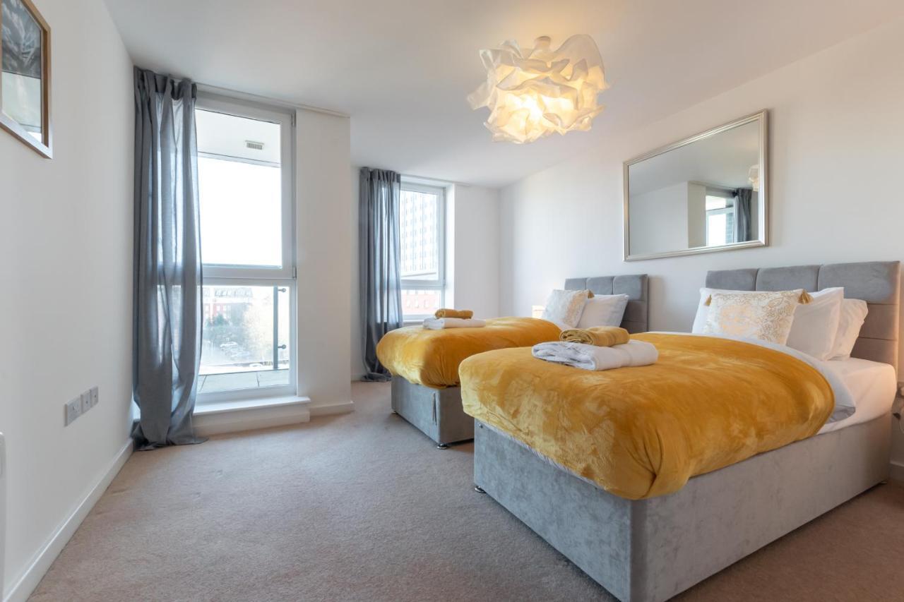 Amber Apartment Oasis - Your Gateway To Southampton'S Vibrant Heart, Port, Shopping Εξωτερικό φωτογραφία