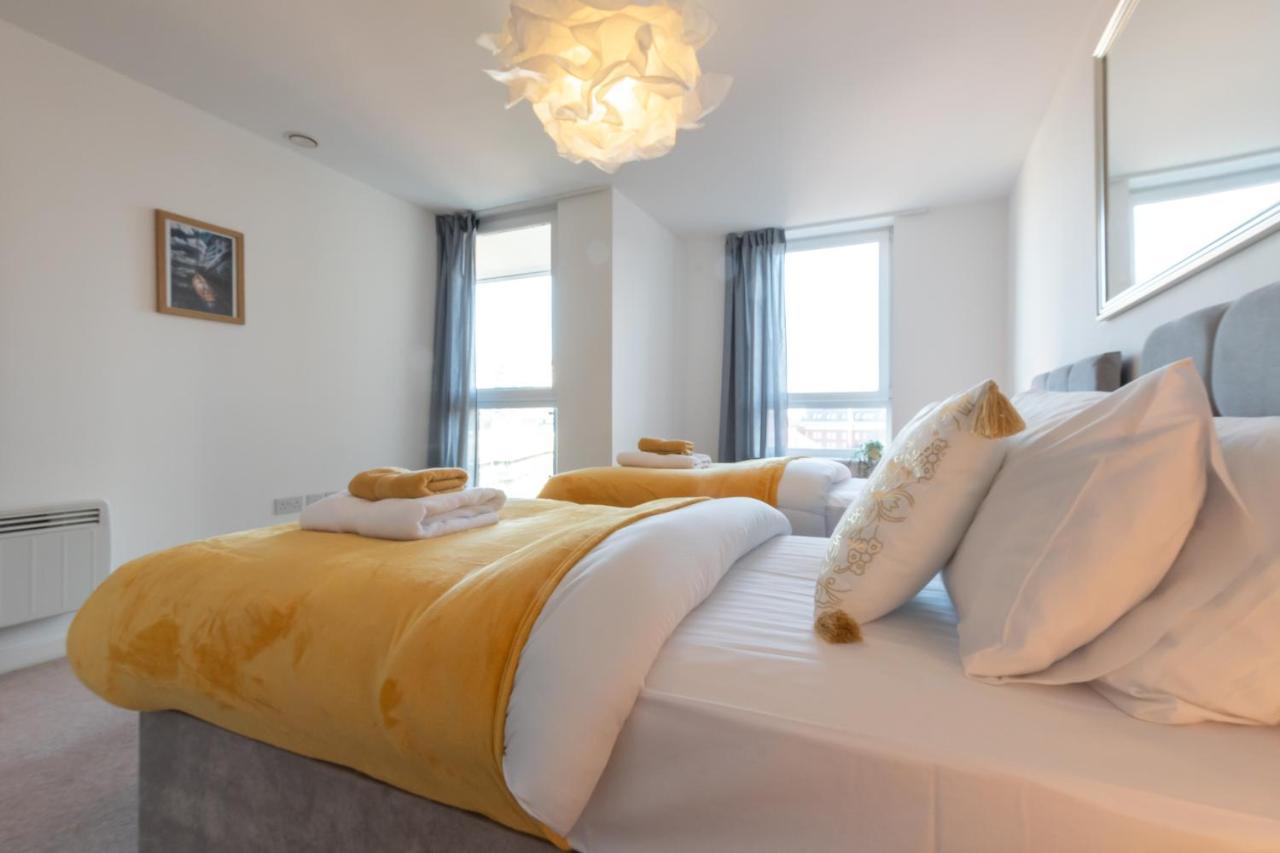 Amber Apartment Oasis - Your Gateway To Southampton'S Vibrant Heart, Port, Shopping Εξωτερικό φωτογραφία